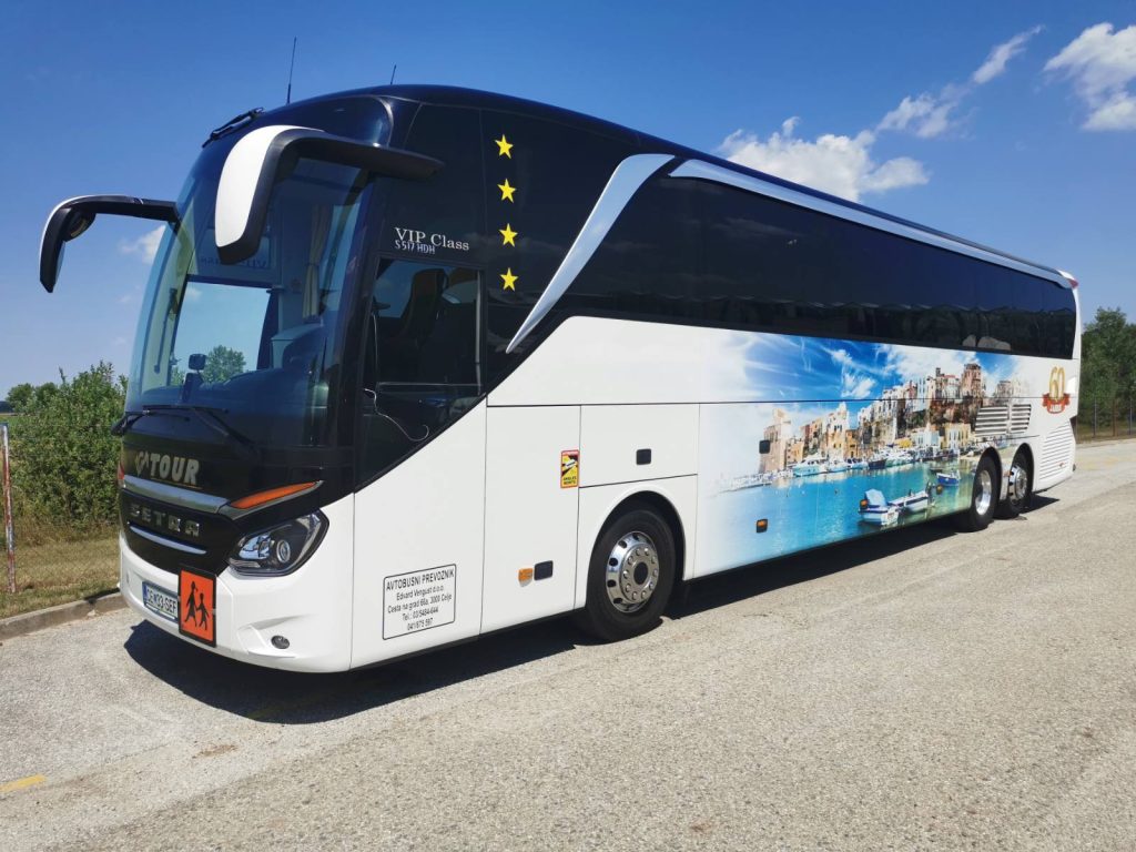 avtobusni prevozi veng tour 02